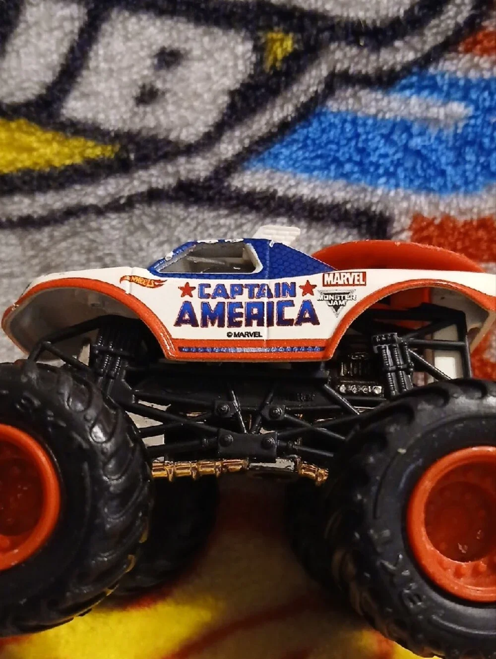 Captain America Marvel Hot Wheels Monster Truck Toy - Red, White & Blue